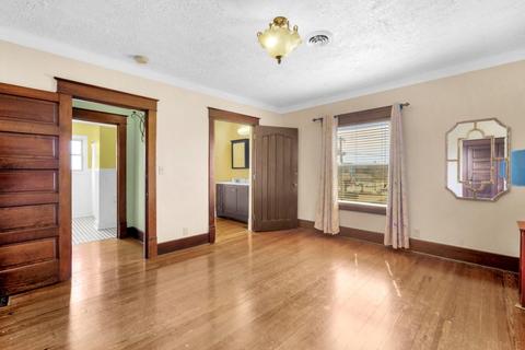 319 E Walnut St, Kokomo, IN 46901 photo 24