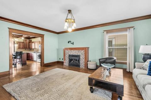 319 E Walnut St, Kokomo, IN 46901 photo 8