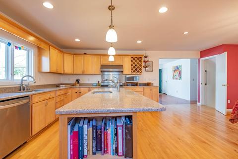 1406 S Nancy St, Bloomington, IN 47401 photo 9