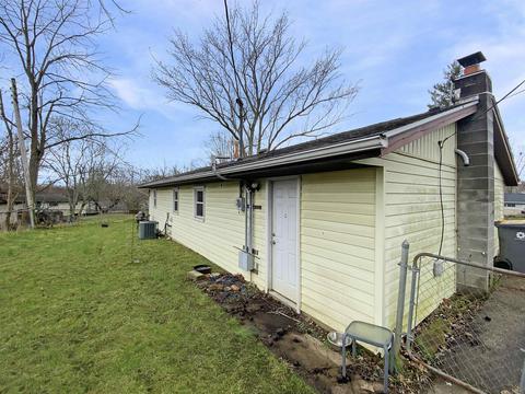 2811 S Limestone Dr, Bloomington, IN 47403 photo 18