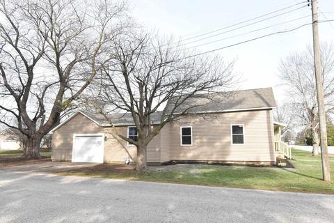 501 E Main St, Fowler, IN 47944 photo 2