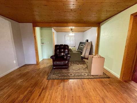 69372 Walnut Rd, Walkerton, IN 46574 photo 4