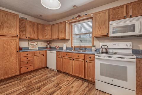101 Park Ln, Oolitic, IN 47451 photo 8