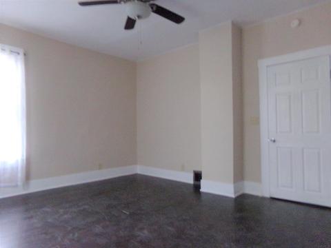 422 E 5th St, Peru, IN 46970 photo 8