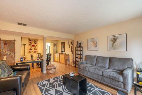 2628 E Covenanter Ct, Bloomington, IN 47401 photo 5