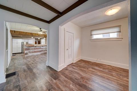 412 E Keyser St, Garrett, IN 46738 photo 8