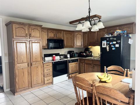 730 E Crestview Dr, Marion, IN 46952 photo 5