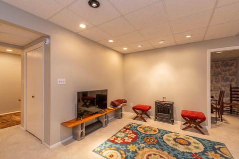 1809 E Thornton Dr, Bloomington, IN 47401 photo 23