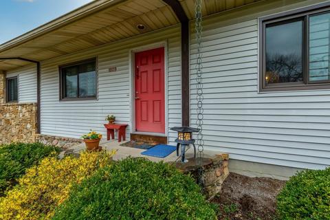 1809 E Thornton Dr, Bloomington, IN 47401 photo 4