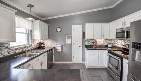 441 E Cardinal Glen Dr, Bloomington, IN 47401 photo 8