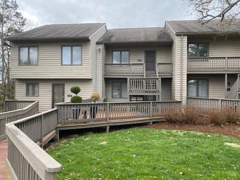 1956 E Waters Edge Dr, Bloomington, IN 47401 photo 1
