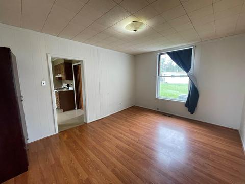 412 E 7th St, Brookston, IN 47923 photo 6