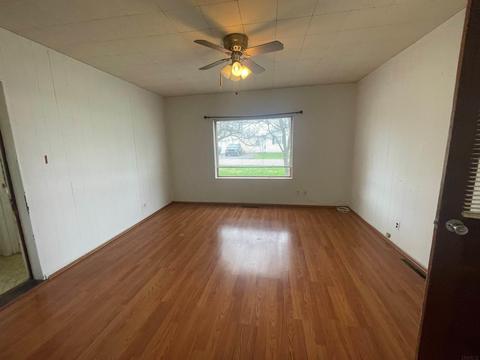 412 E 7th St, Brookston, IN 47923 photo 5