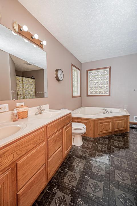 4330 E 200 S, Lagrange, IN 46761 photo 19