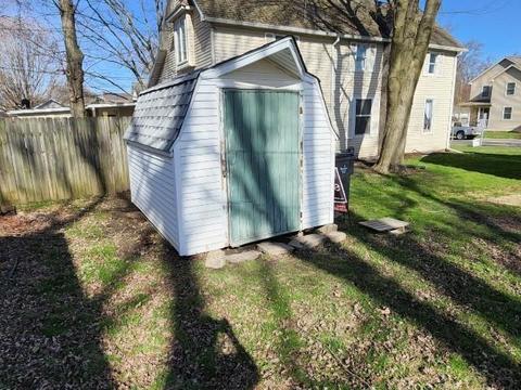 507 E Walnut St, Nappanee, IN 46550 photo 20