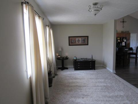 407 Heritage Dr, Delphi, IN 46923 photo 3