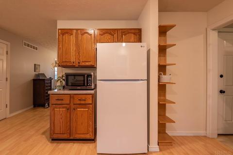 1020 E Jennifer Ct, Bloomington, IN 47401 photo 17