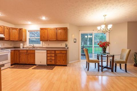 1020 E Jennifer Ct, Bloomington, IN 47401 photo 16