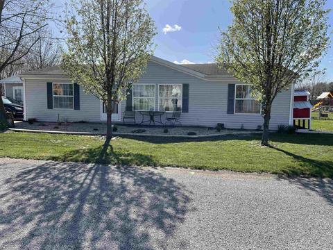 501 Dale St, Mitchell, IN 47446 photo 1