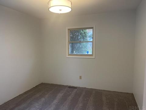 604 E Mill St, Ossian, IN 46777 photo 12