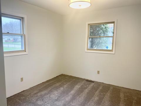 604 E Mill St, Ossian, IN 46777 photo 9