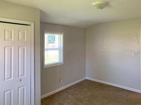 103 W Grissom Ave, Mitchell, IN 47446 photo 15