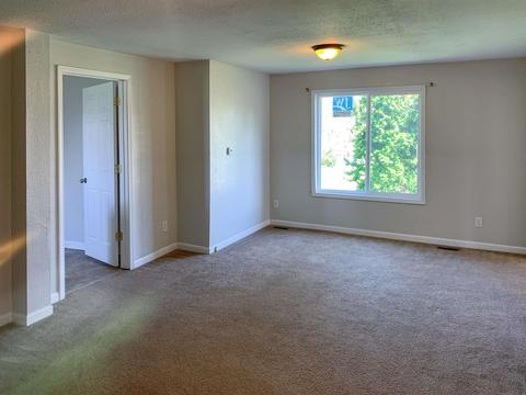 103 W Grissom Ave, Mitchell, IN 47446 photo 4