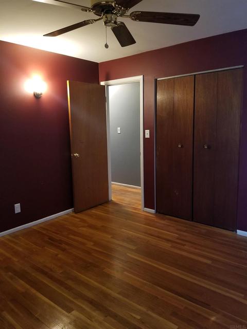 700 Emerald St, Elkhart, IN 46514 photo 2