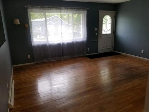 700 Emerald St, Elkhart, IN 46514 photo 4