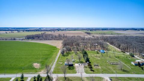 1663 W Olson Rd, Rochester, IN 46975 photo 2