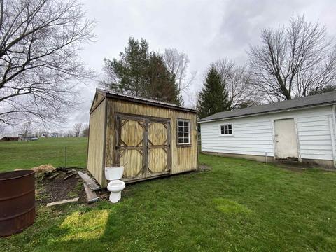 346 E Main St, Redkey, IN 47373 photo 8
