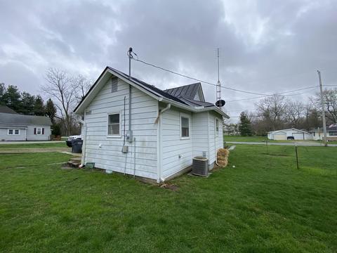 346 E Main St, Redkey, IN 47373 photo 6