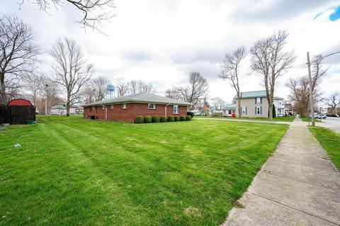 101 E Harrison St, Mentone, IN 46539 photo 9