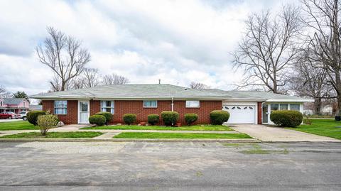 101 E Harrison St, Mentone, IN 46539 photo 1