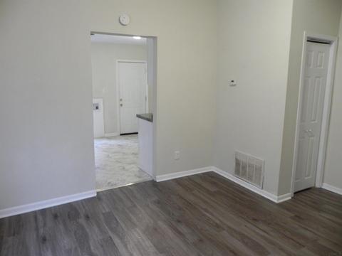 716 E Harrison St, Kokomo, IN 46901 photo 2
