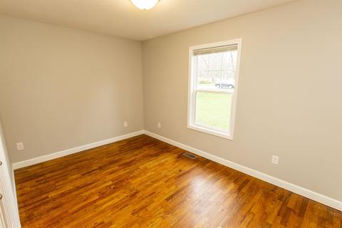 51900 Currant Rd, Granger, IN 46530 photo 12