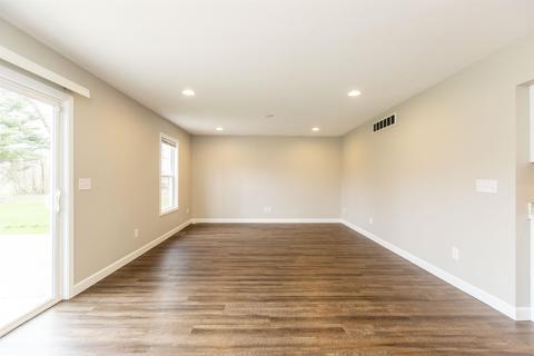 51900 Currant Rd, Granger, IN 46530 photo 7