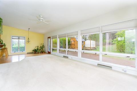 4153 E Hector Dr, Bloomington, IN 47408 photo 4