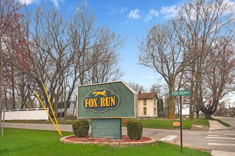 4345 E Fox Run Dr, Syracuse, IN 46567 photo 35