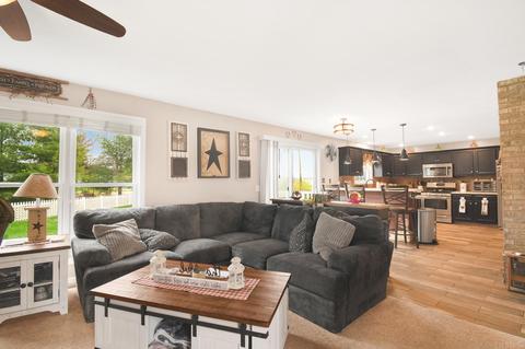 4345 E Fox Run Dr, Syracuse, IN 46567 photo 11