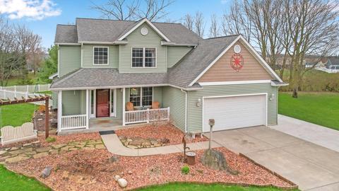 4345 E Fox Run Dr, Syracuse, IN 46567 photo 1
