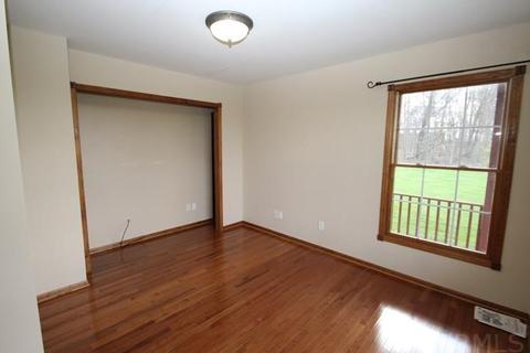 900 Red Oak Ln, Pendleton, IN 46064 photo 9