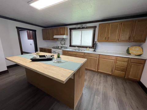 306 Oolitic Rd, Bedford, IN 47421 photo 7