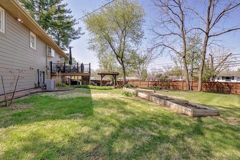 601 E Wellington Ct, Bloomington, IN 47401 photo 2