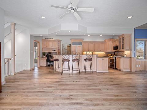 8055 E North Rd, Syracuse, IN 46567 photo 9