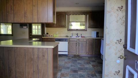 1031 Dorbett St, Jasper, IN 47546 photo 3
