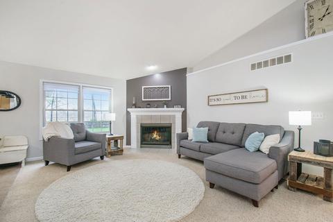 10188 Conover Dr, Granger, IN 46530 photo 5