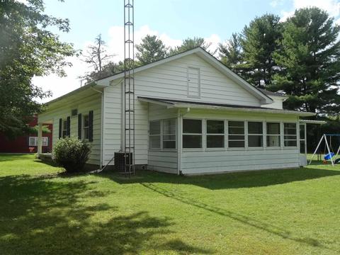 200 W High St, Mount Summit, IN 47361 photo 6
