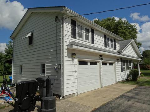 200 W High St, Mount Summit, IN 47361 photo 2