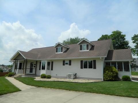 1101 E Benson Ct, Bloomington, IN 47401 photo 2
